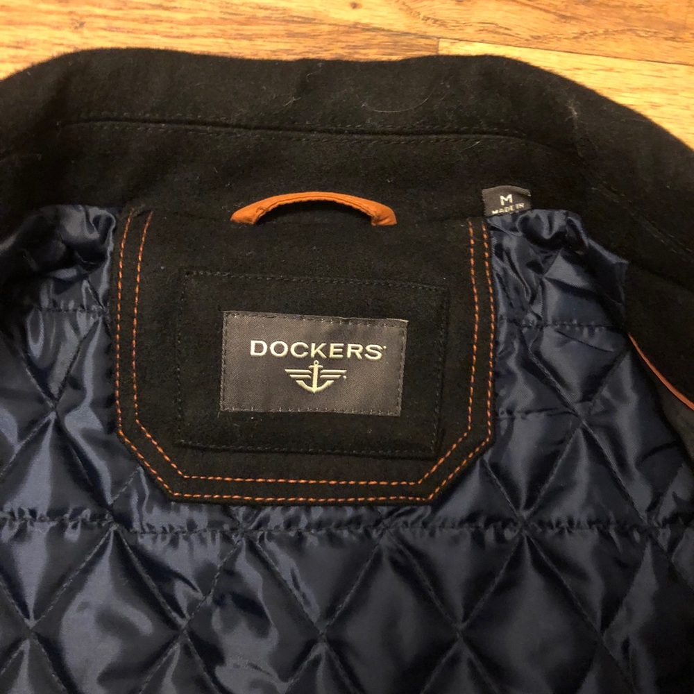 Jacket - Picture 3 of 4